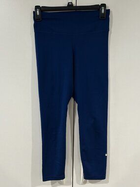 NWT Nike One Dri-Fit Capri Leggings